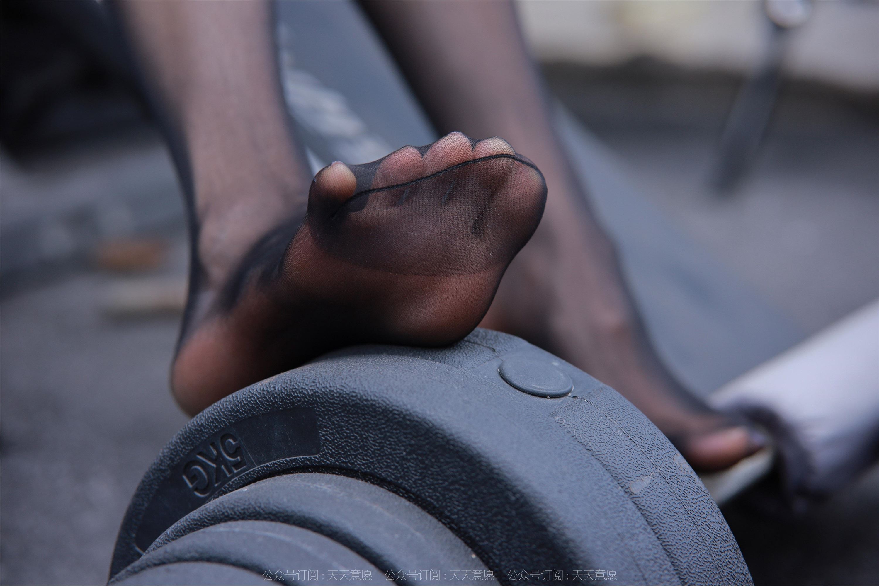 IESS异思趣向  2022.11.18 丝享家 1272 小六《爱的跟随》